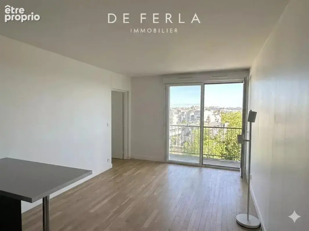 Paris 14e – 2 pièces avec balcon, vue dégagée et parking - photo 3