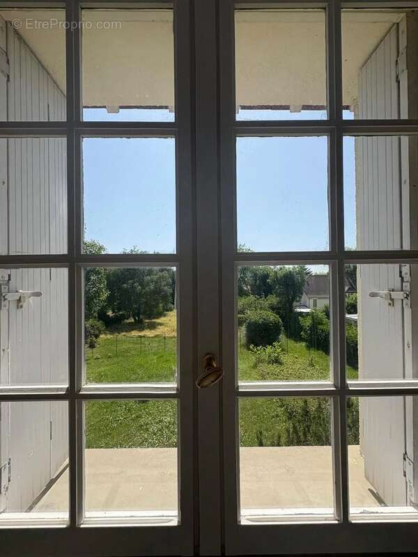 Maison à SAINT-NOM-LA-BRETECHE