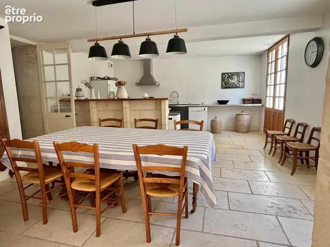 Maison de caractère exceptionnelle en plein cœur du centre-ville - photo 2