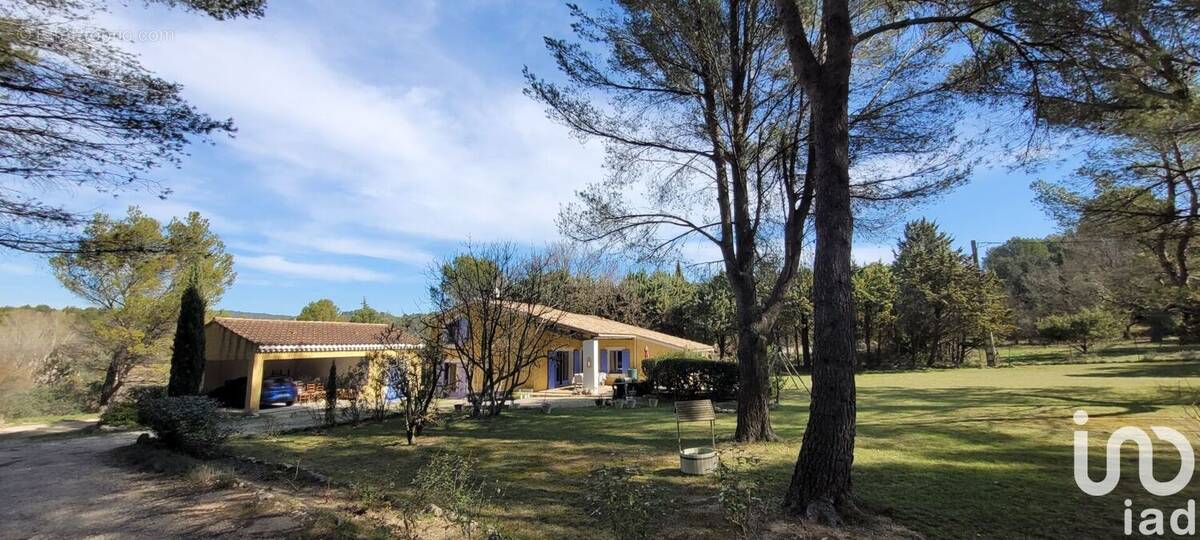 Photo 1 - Maison à L'ISLE-SUR-LA-SORGUE