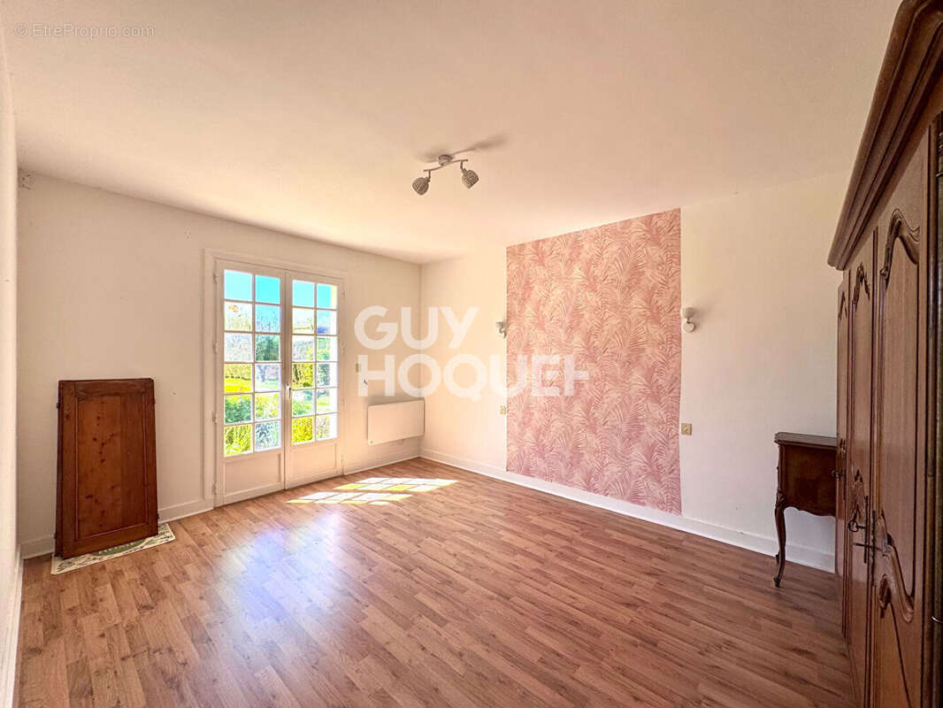 Maison à PONT-L'EVEQUE