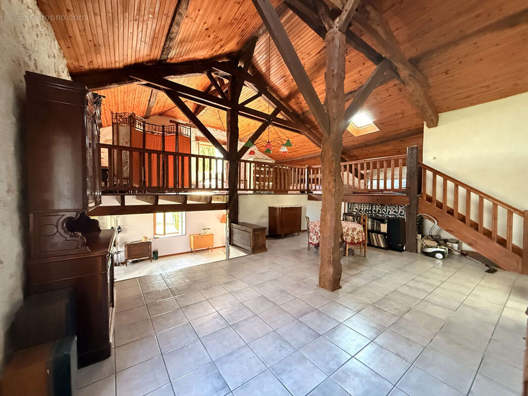 Maison à CAUZAC