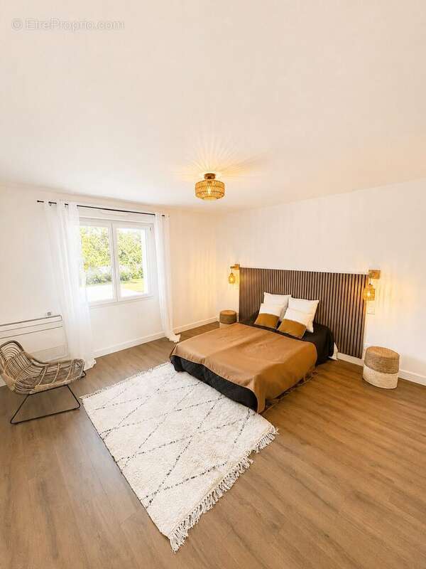 Maison 161 m² à Plescop  - photo 4
