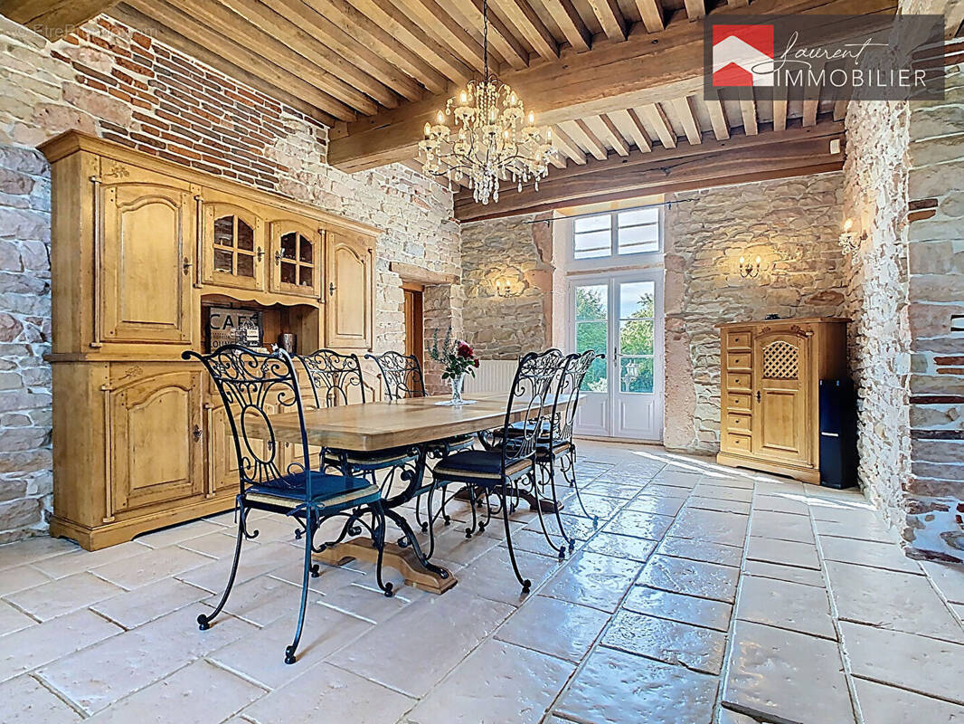 Maison à CUISERY
