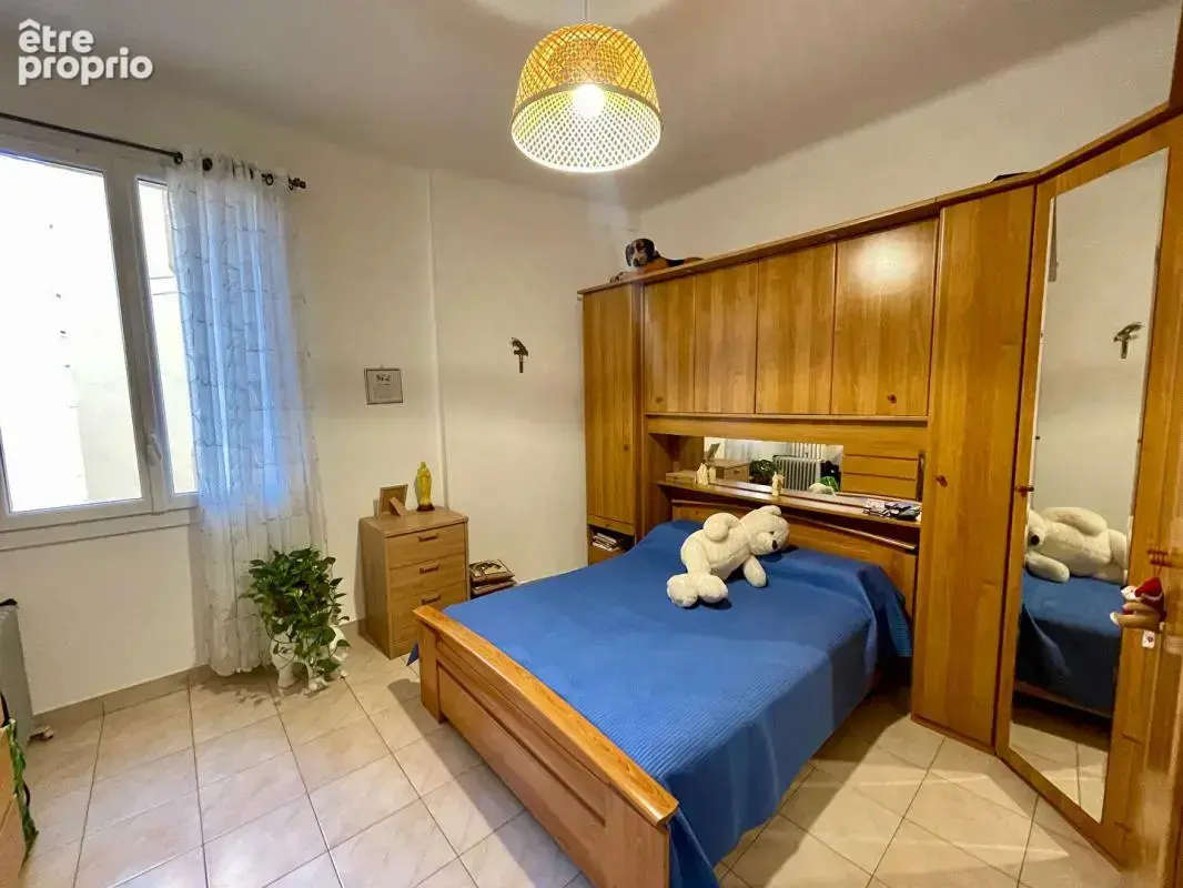 Belle Opportunité - Grand Appartement F3 - Toulon (83000) - photo 5
