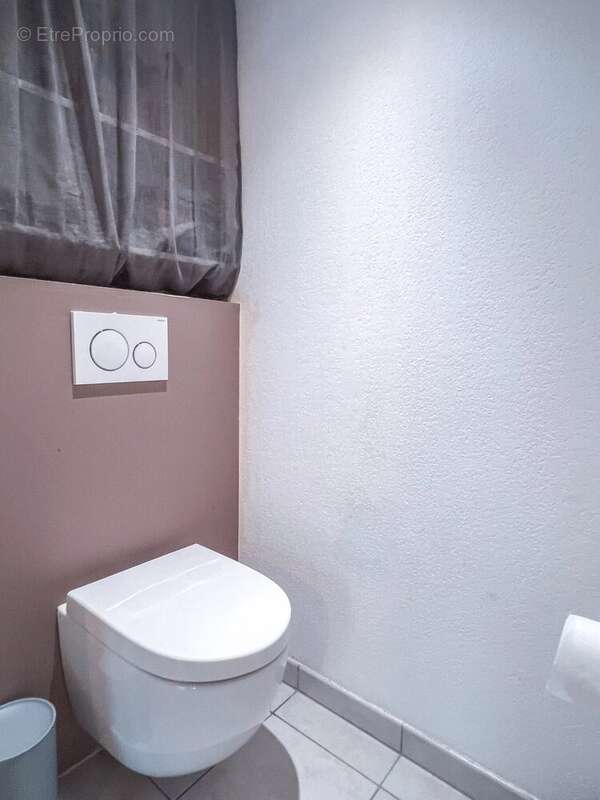 Appartement à VALLAURIS