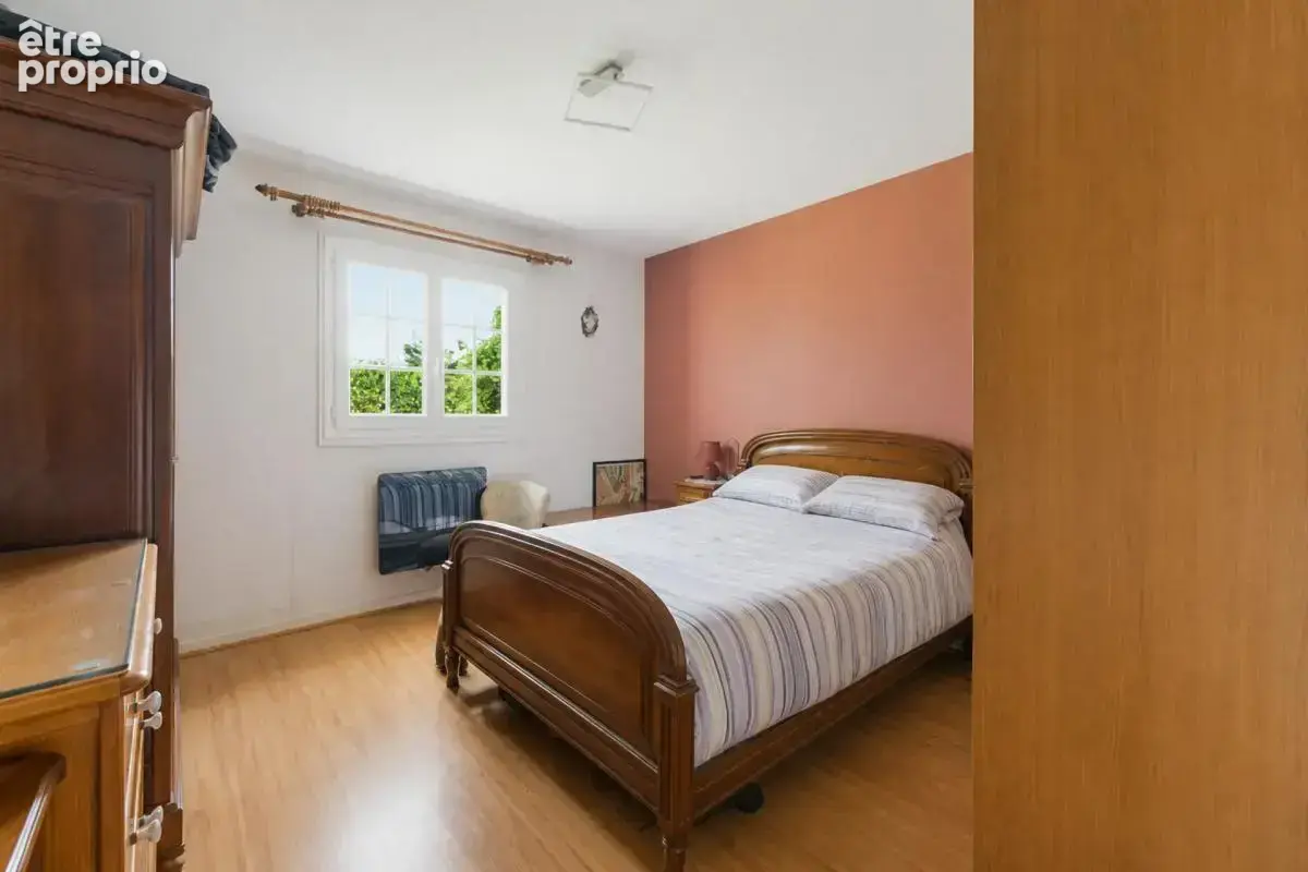 Maison familiale 7 pièces à Sadirac avec piscine - photo 13