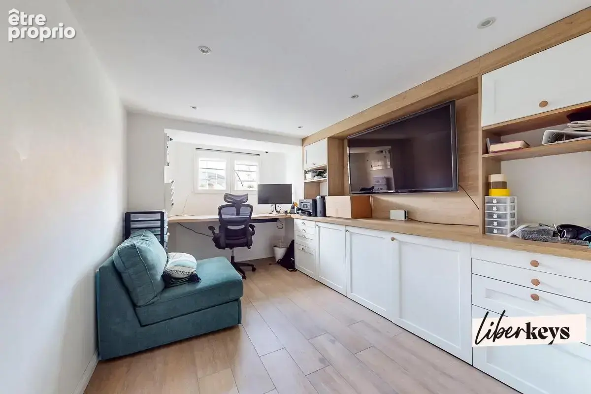 Maison atypique entièrement rénovée – 139,62 m² – DPE A – Jardin & garage de 40 m² - photo 10