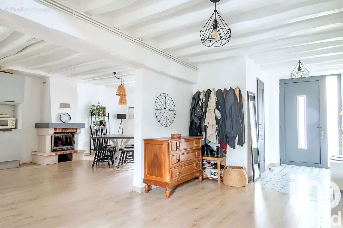 Photo 5 - Maison à MORIGNY-CHAMPIGNY