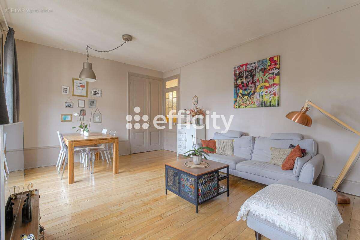 Appartement à LYON-4E