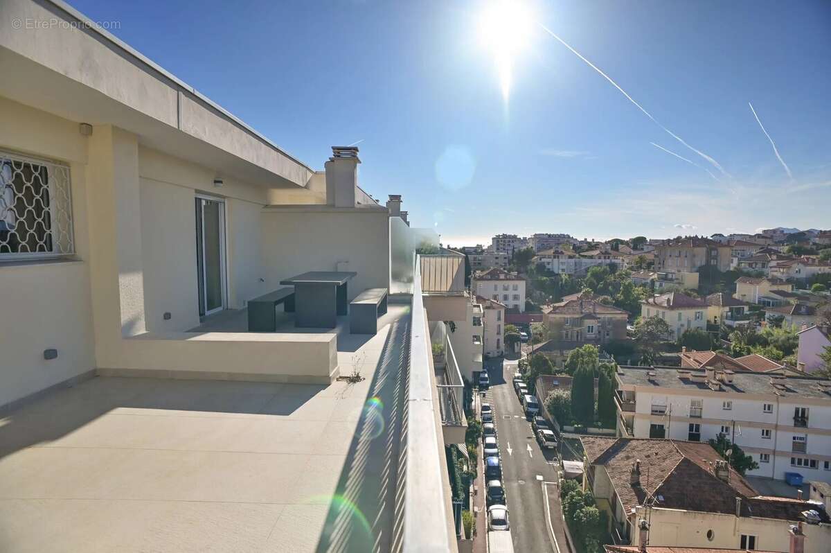 Appartement à CANNES