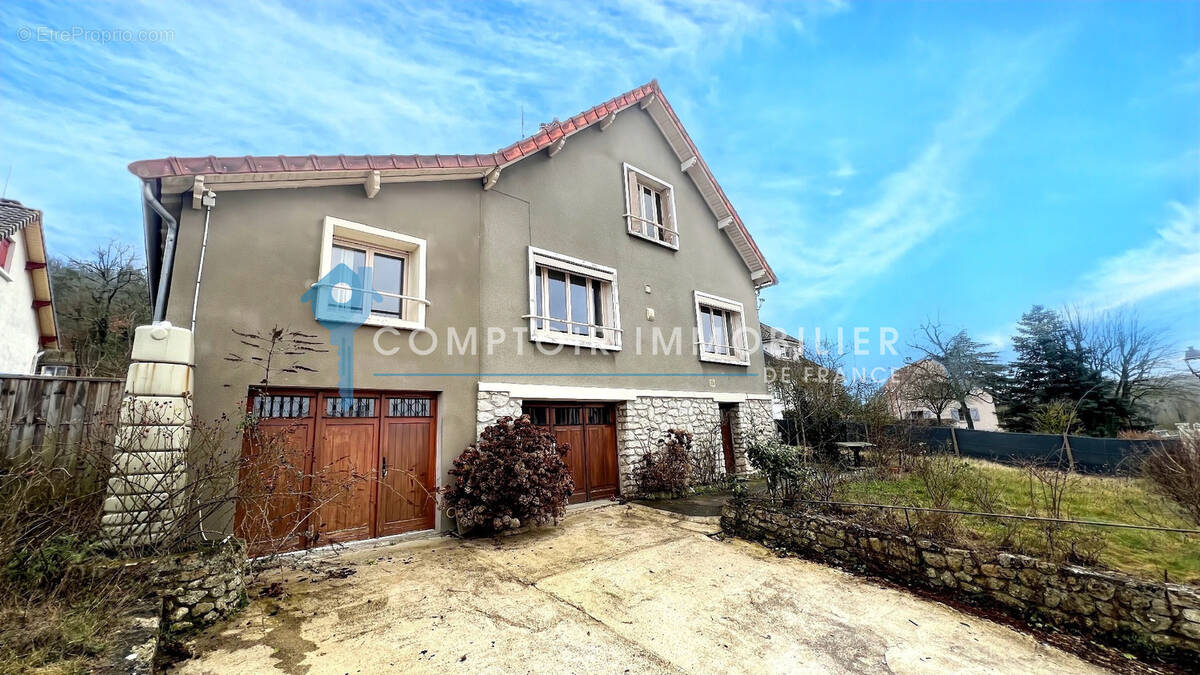 Maison à LA FERTE-ALAIS