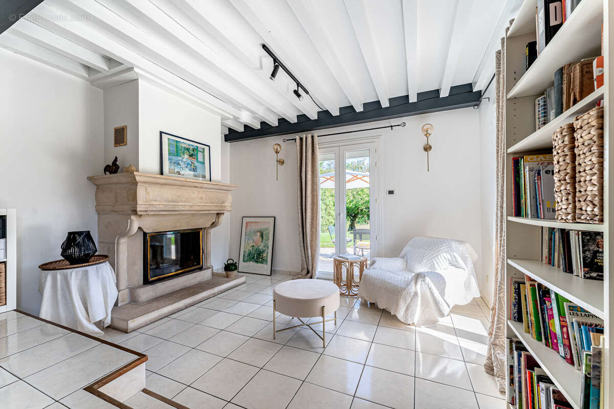 Maison à FRANCHEVILLE