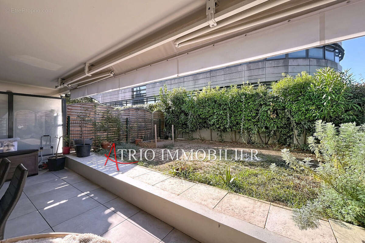 Appartement à VILLENEUVE-LOUBET