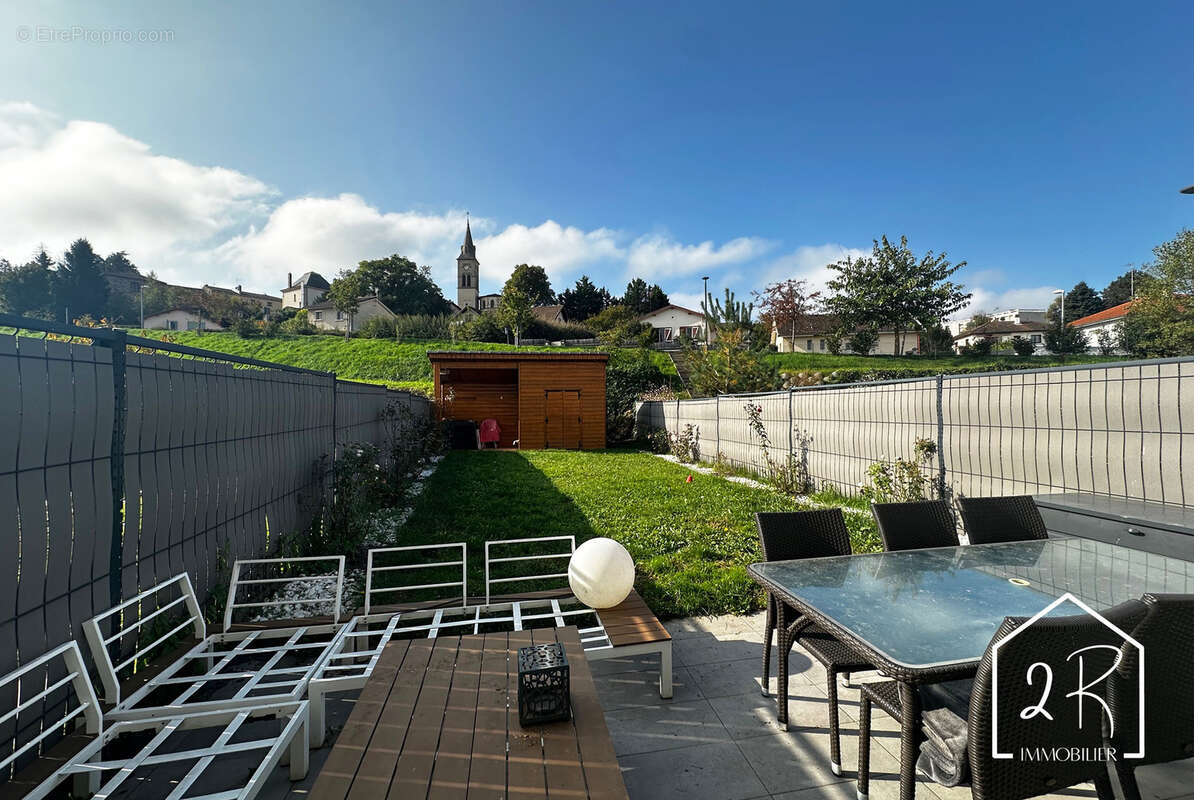 Maison à PONT-EVEQUE