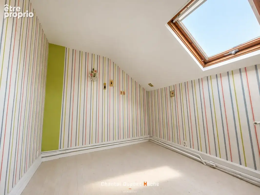 CHARTRES MAUNOURY - Maison de caractère avec jardin et dépendance de 80m2 (professionnelle ou maison d'amis) - photo 16