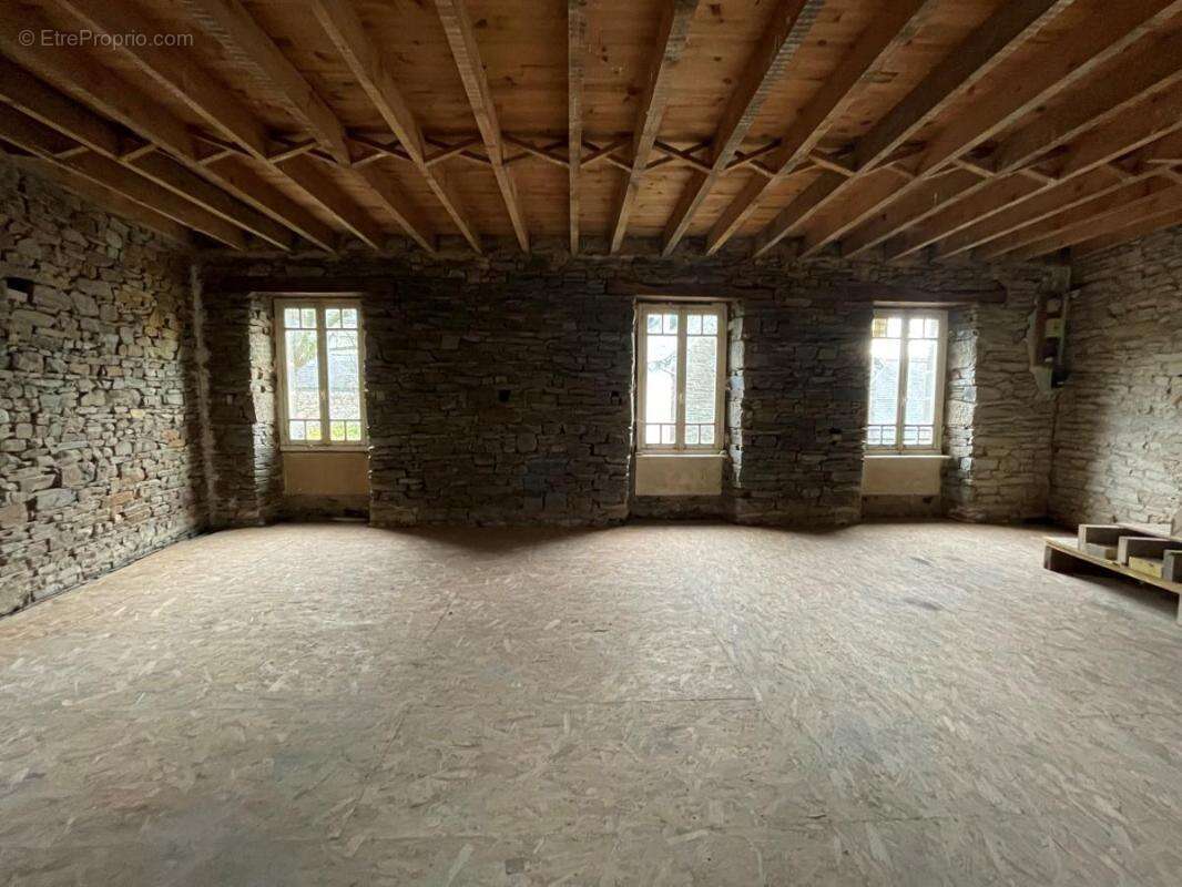 Maison à DOL-DE-BRETAGNE