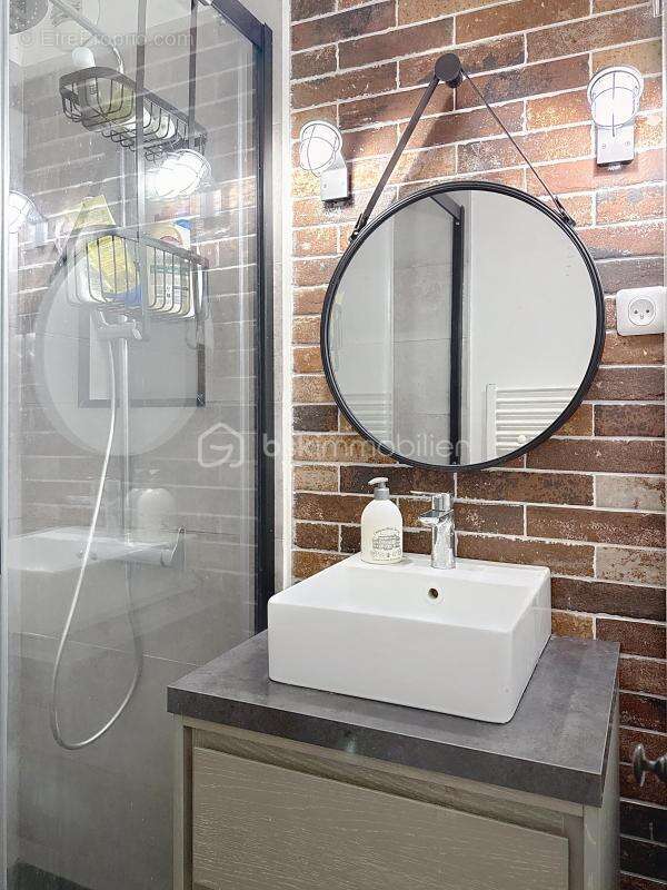 Appartement à MOISSY-CRAMAYEL