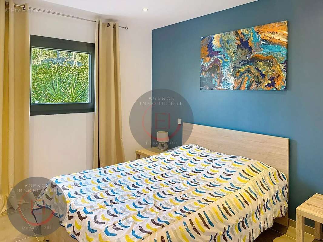 Maison à LES ADRETS-DE-L&#039;ESTEREL