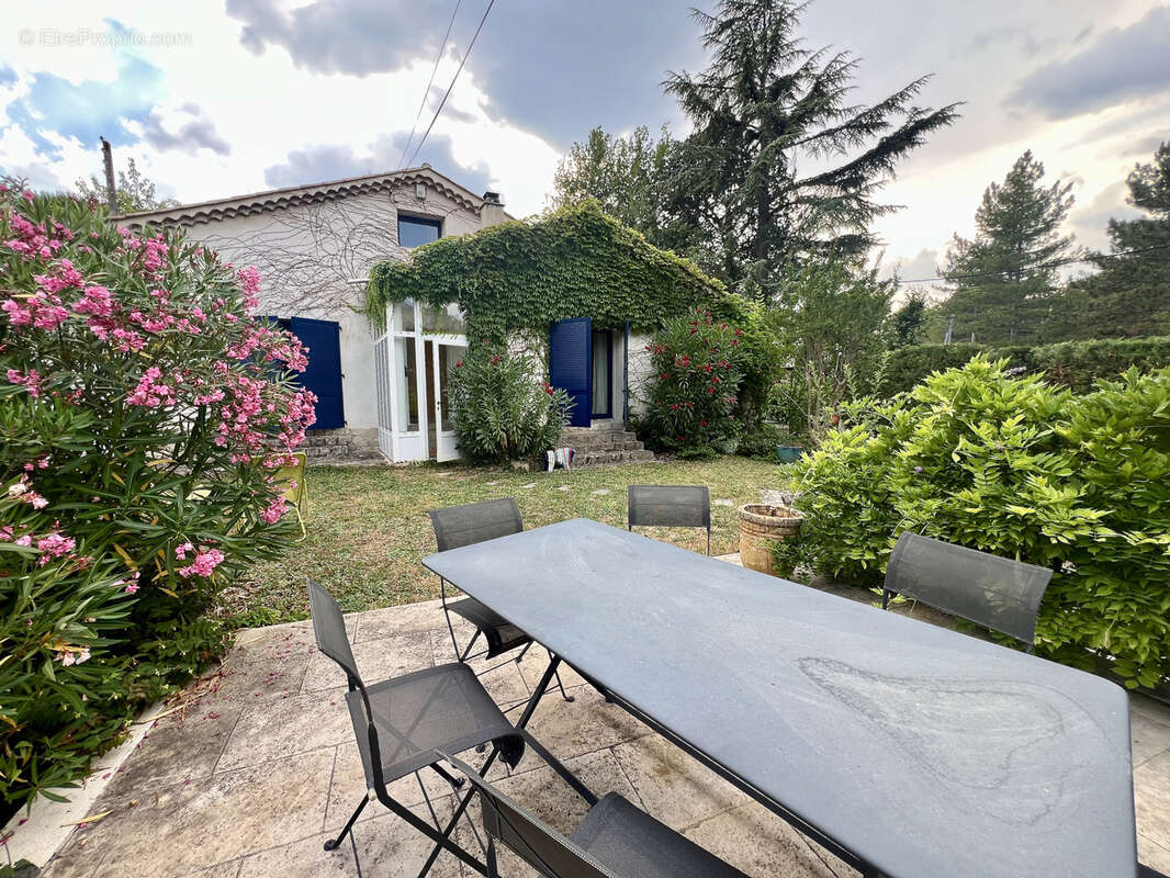 Maison à VAISON-LA-ROMAINE