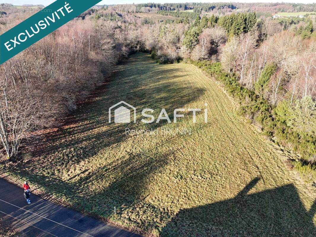 Photo 1 - Terrain à SAINT-NABORD