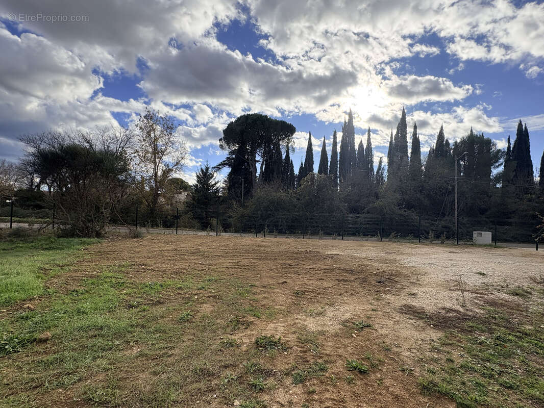 Terrain à SAINT-GENIES-DE-MALGOIRES