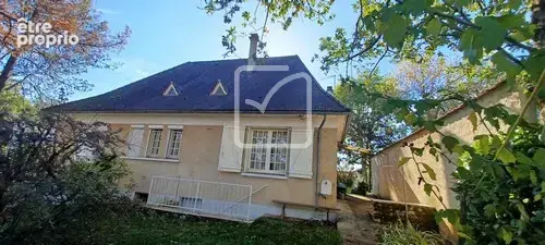 Gramat : maison contemporaine a vendre a deux pas des commerces, dans un quartier rresidentiel sur 1261 m2 de - photo 5