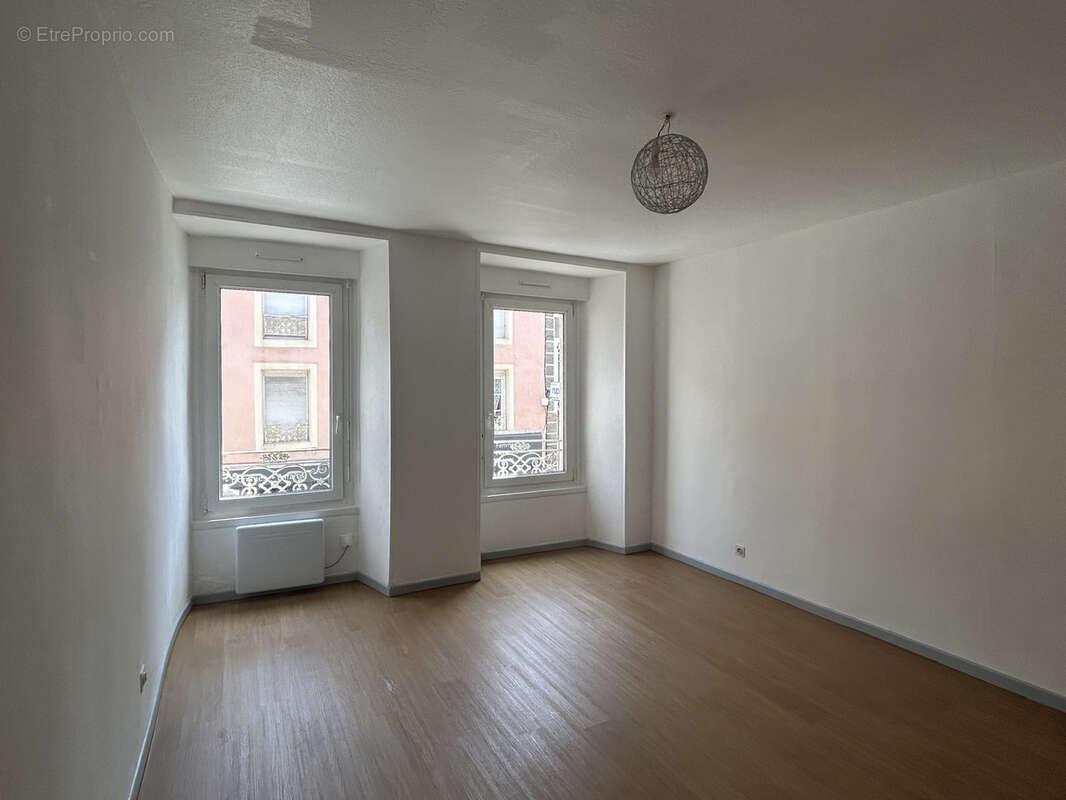 Appartement à LANGOGNE