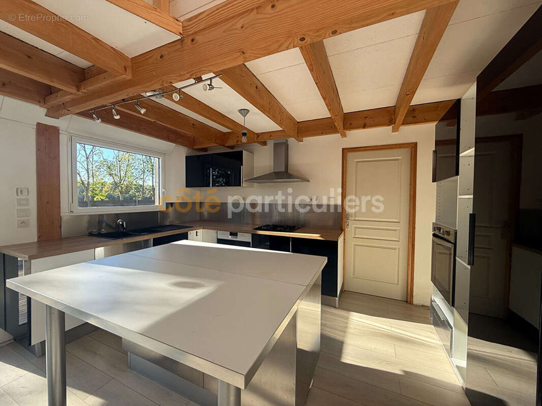 Maison à SAINT-DENIS-DU-PAYRE