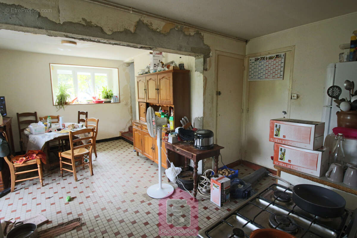 Maison à PUY-L'EVEQUE