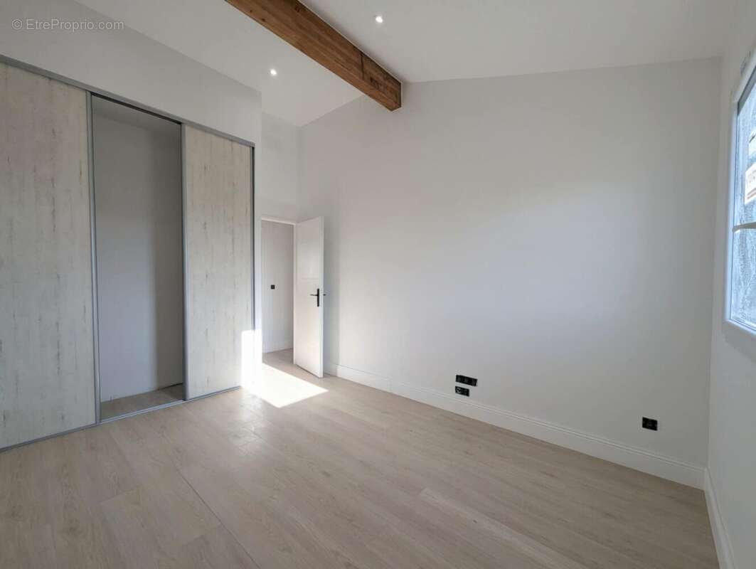 Maison à TAURIAC