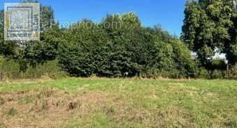 Terrain à PONT-L&#039;EVEQUE