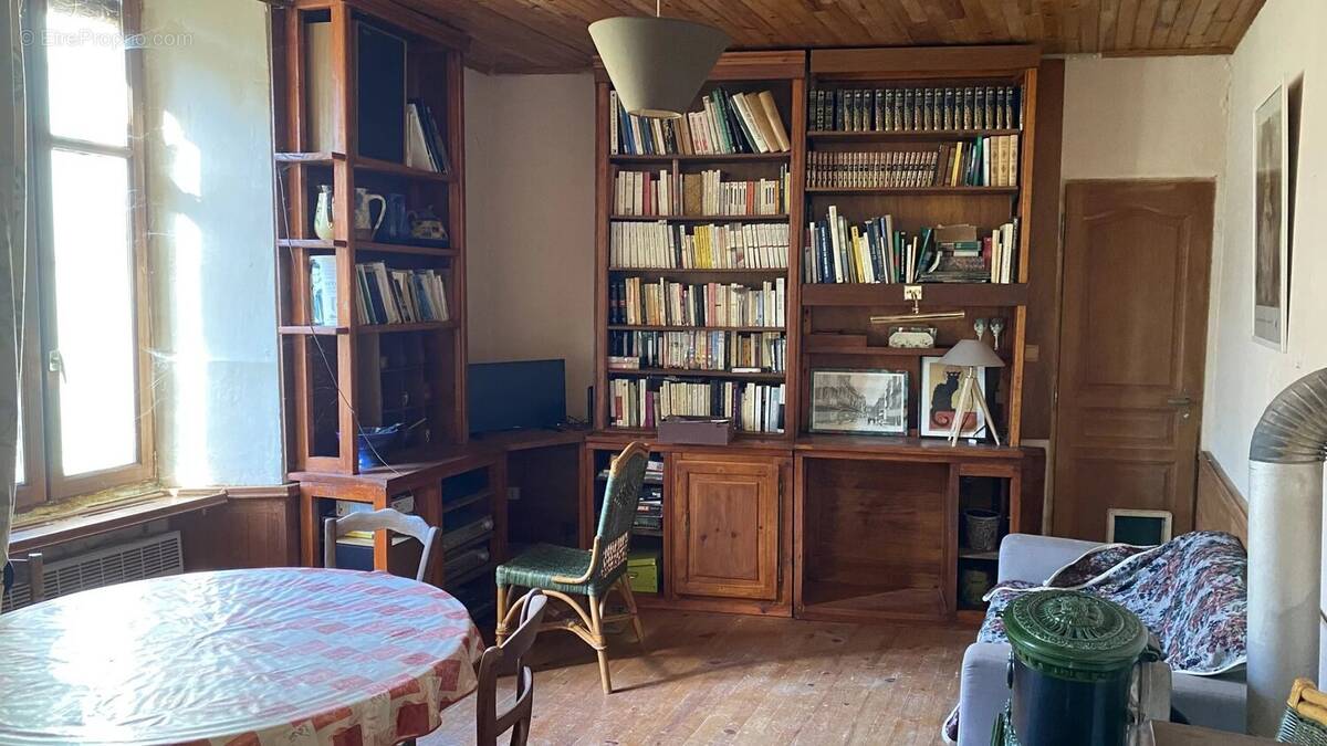 Appartement à BARNAVE