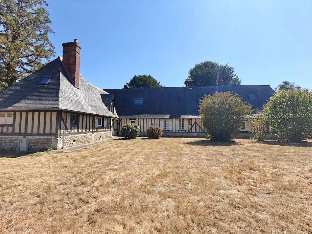 Maison à BRIONNE