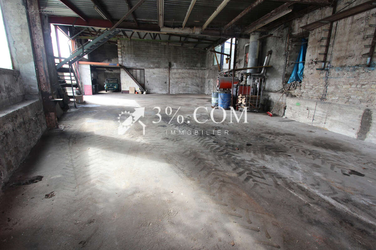 Maison 8 pièces 269 m2 - 6 chambres - Hangar - Jardin - photo 4