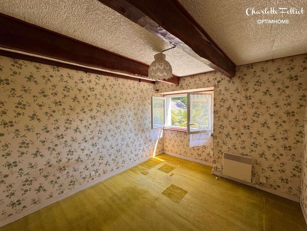 Pleurtuit – En campagne, Maison T4 avec garage, fort potentiel - photo 5