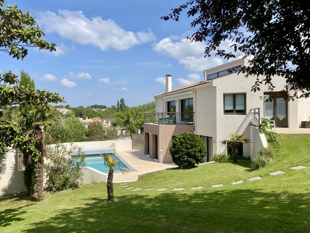 Maison à SAINT-PALAIS-SUR-MER