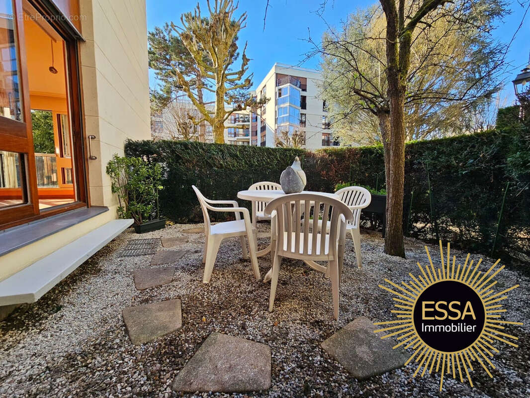 Appartement à ROCQUENCOURT