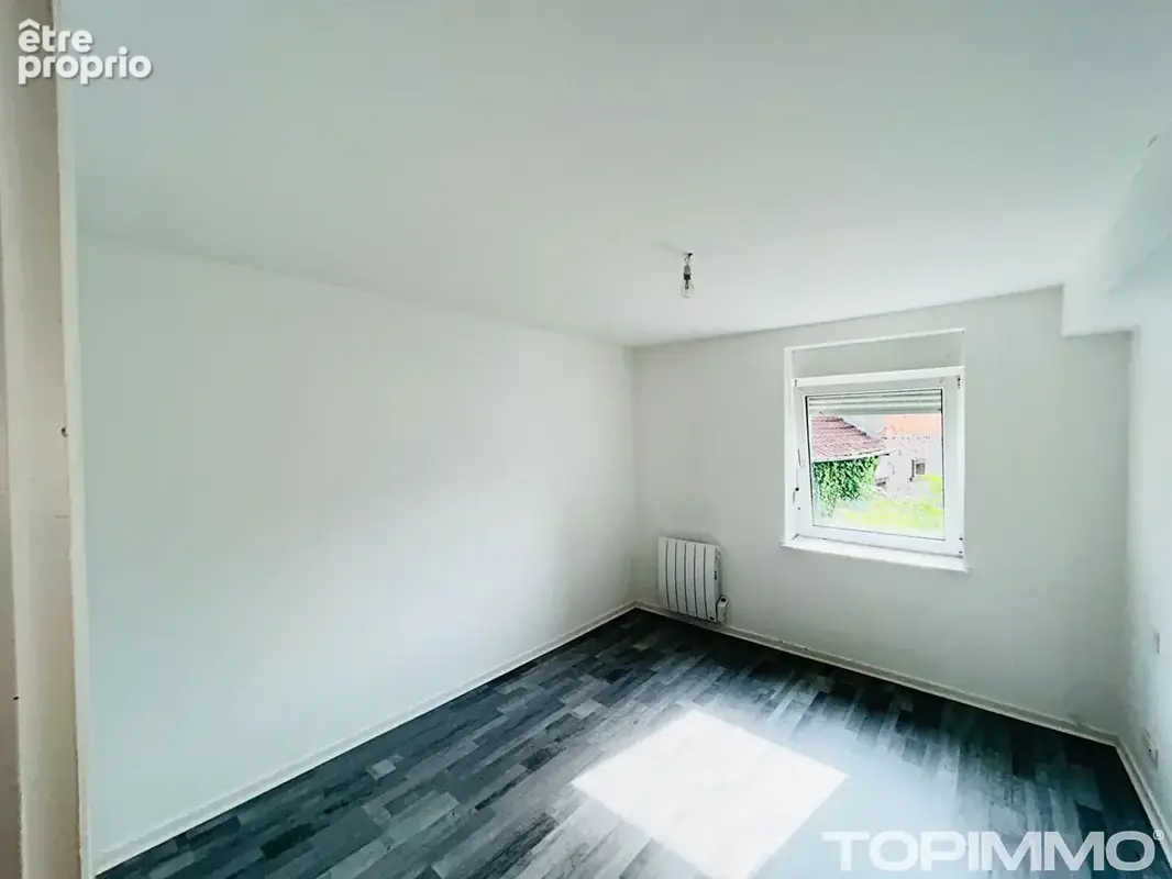 Immeuble Bruyères - 6 pièces - 150 m2 - photo 4