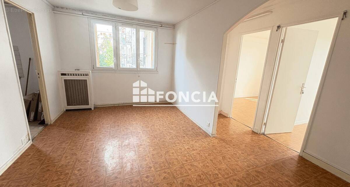 Appartement à MONTREUIL