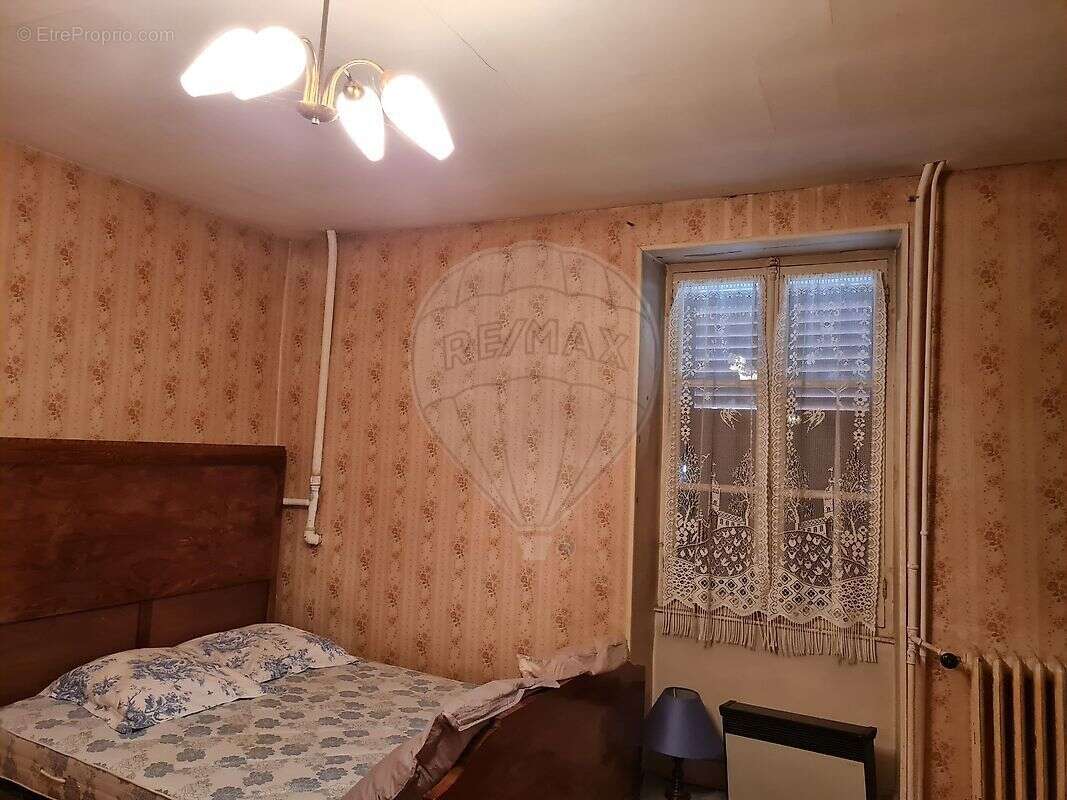 Maison à PREMERY