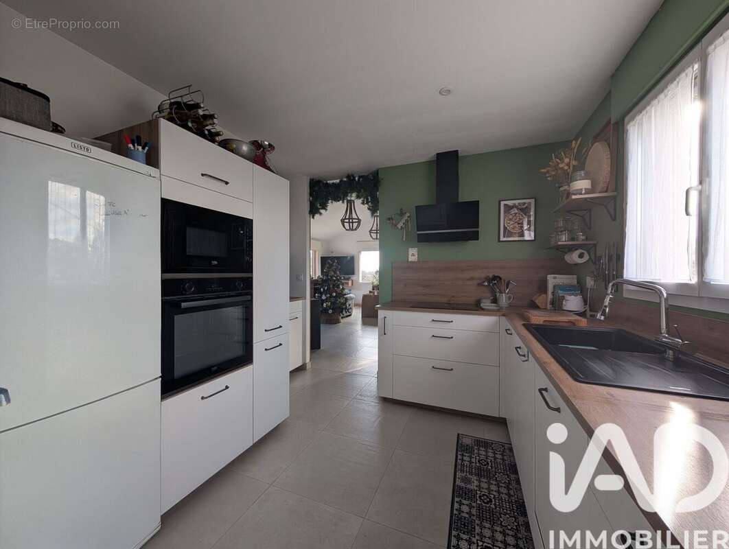 Photo 5 - Maison à SAINT-HILAIRE-LES-PLACES