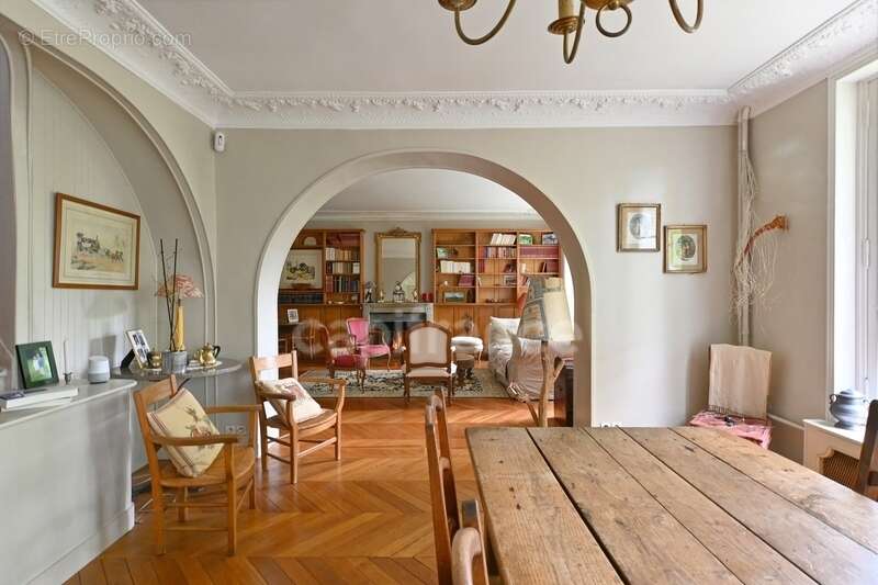 Maison à MAISONS-LAFFITTE