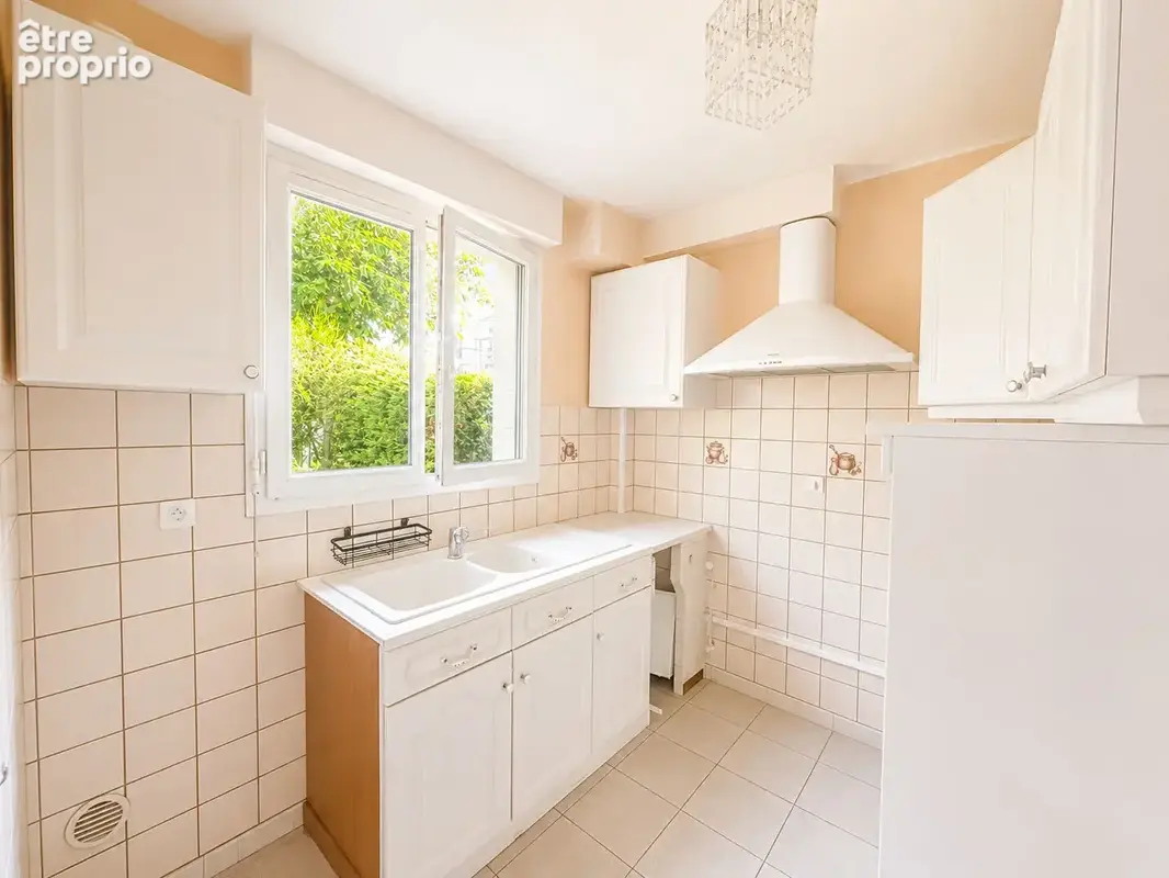 Maison familiale avec sous-sol total et fort potentiel -  Pomponne - photo 2