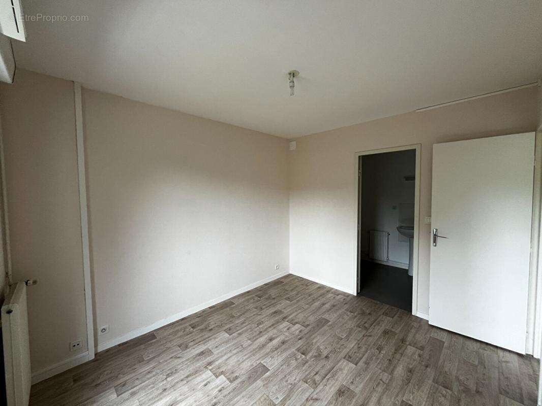 Appartement  1 pièce(s) 43 m2 Trélazé - photo 9