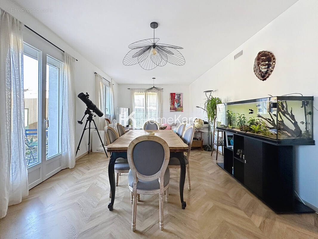 Maison 110 m² à Cazeres  - photo 3