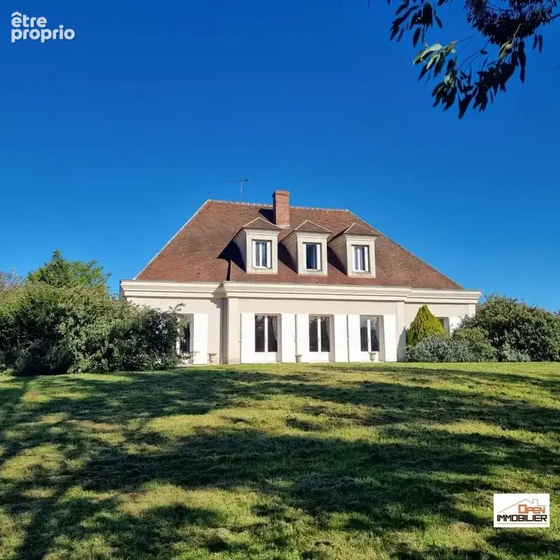 Maison à MONTGIVRAY