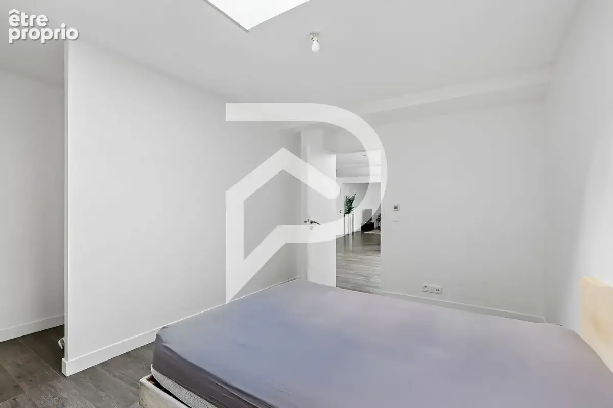 Loft  5 pièce(s) 150 m2 - photo 10