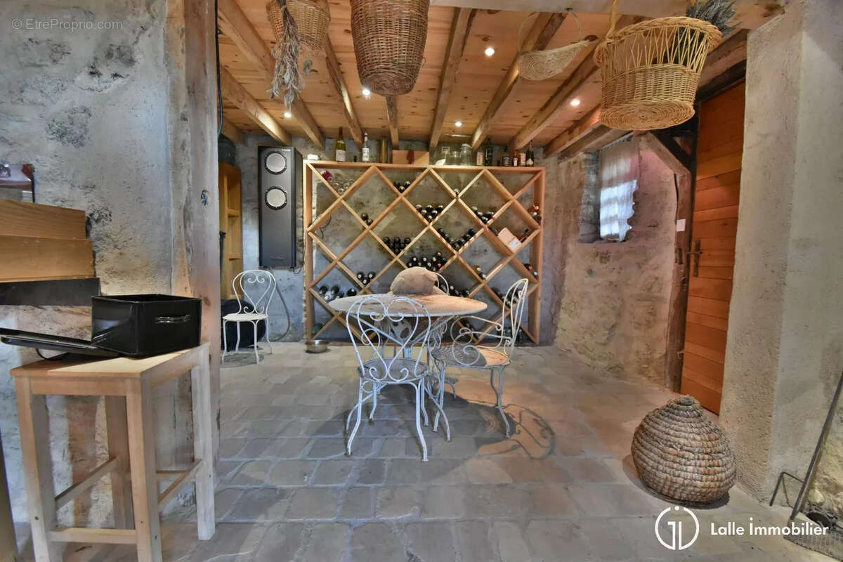 Maison Vensat 8 pièce(s) 185 m2 - photo 11