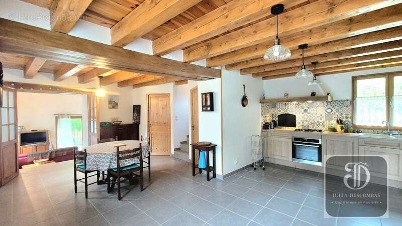 Maison à vendre dans petit hameau - photo 8